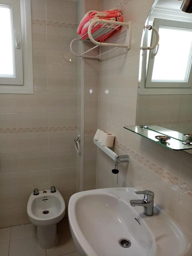 Appartamento Apartamento Con Buena Vista Torrevieja Esterno foto