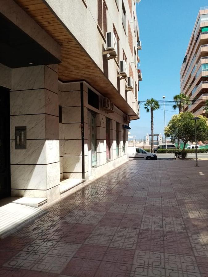 Appartamento Apartamento Con Buena Vista Torrevieja Esterno foto
